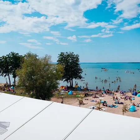 Dollar -plaza 公寓