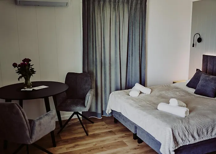 Apartment Dollar -plaza *