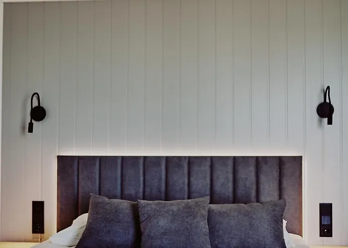 Dollar -plaza Apartment