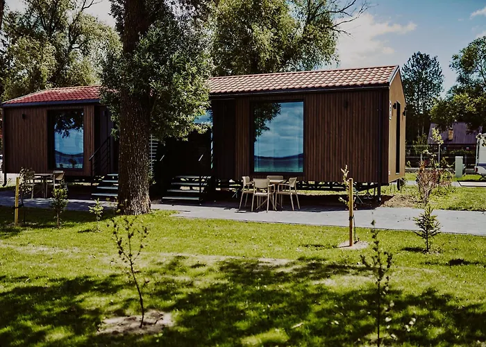 Dollar -plaza Apartment *