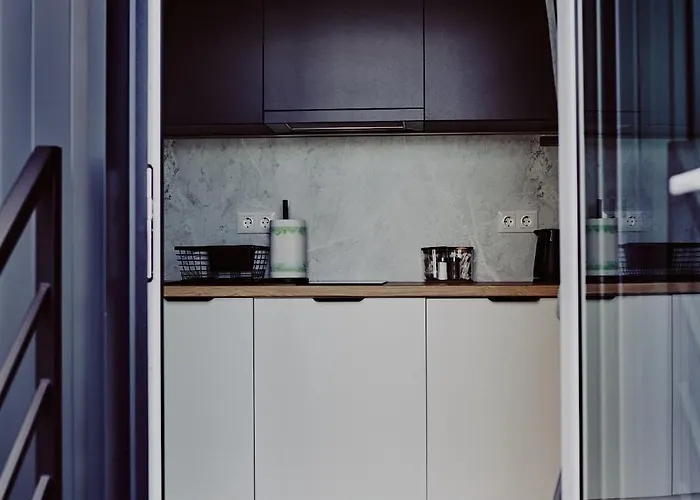 Apartment Dollar -plaza