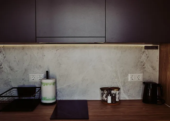 Dollar -plaza * Nowe Guty